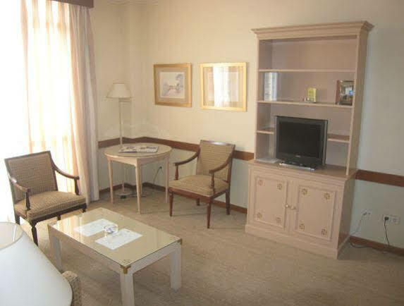 Apartahotel Espahotel Plaza Basílica Madrid